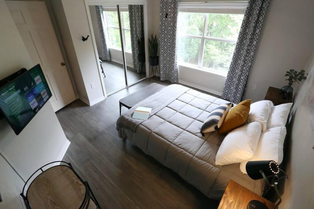 Renovated Modern Industrial Suite 2 Bedroom Condo Gainesville Eksteriør billede